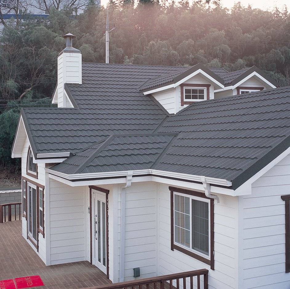 Stone Coated Roofing vs Clay Tiles: 2026 Market Shift