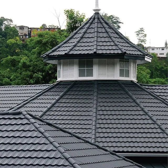 Lightweight Roofing vs Heavy Tiles Explained