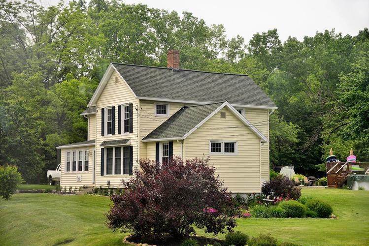 Stone Coated Roofing vs Metal Shingles: Which Is Better?